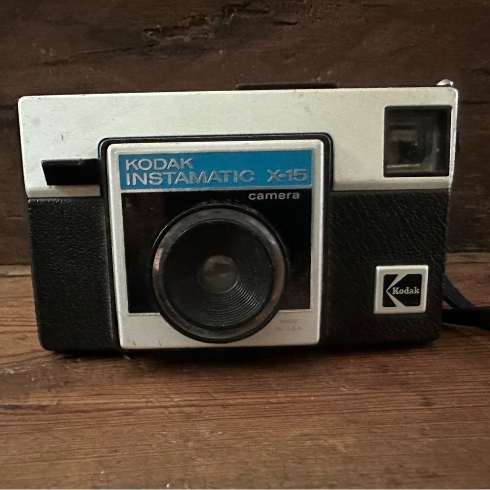 Vintage MCM Kodak Instamatic X-15 Classic Displayed, Never Tested